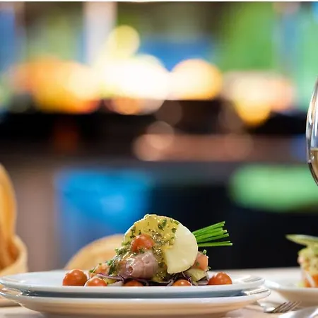 Ξενοδοχείο με διαμερίσματα Gf Noelia 3*