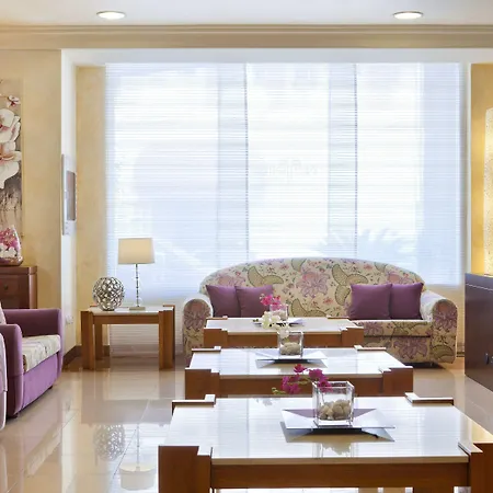 Ξενοδοχείο με διαμερίσματα Gf Noelia Πουέρτο Ντε Λα Κρουζ