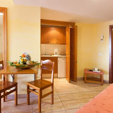 Ξενοδοχείο με διαμερίσματα Gf Noelia Πουέρτο Ντε Λα Κρουζ