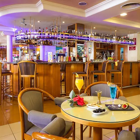 Gf Noelia Πουέρτο Ντε Λα Κρουζ